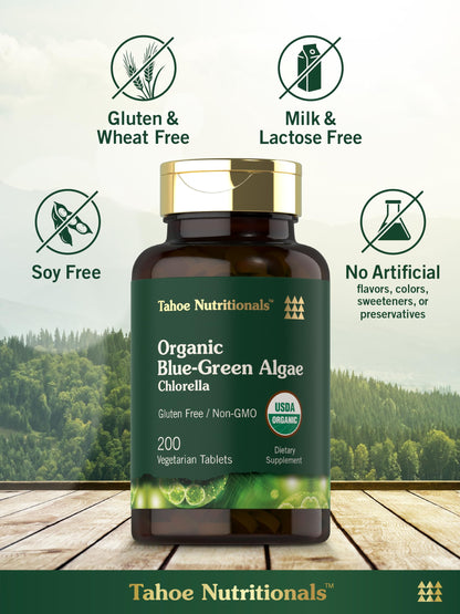Close up of Carlyle Chlorella blue-green algae bottle