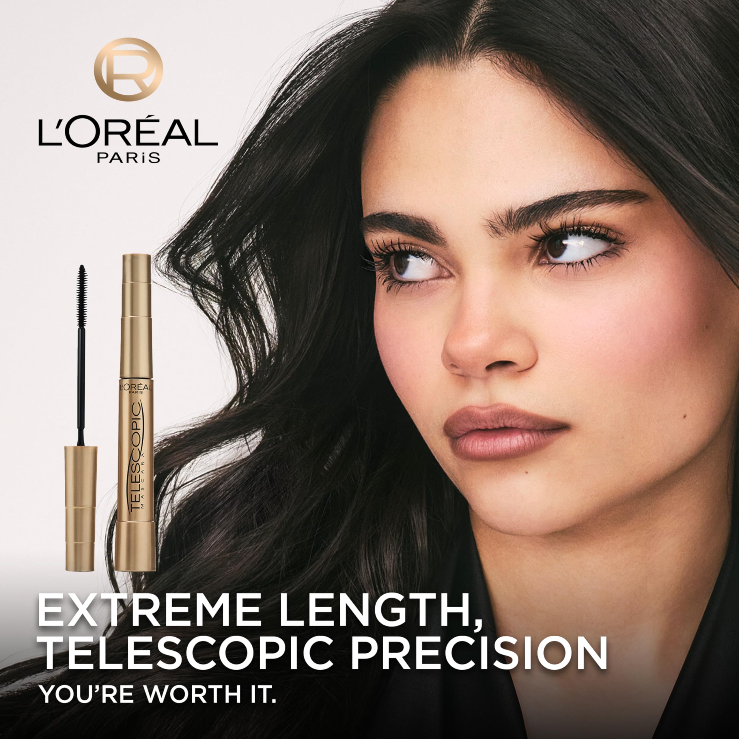 Close up of L’Oreal Telescopic Mascara flexible precision brush