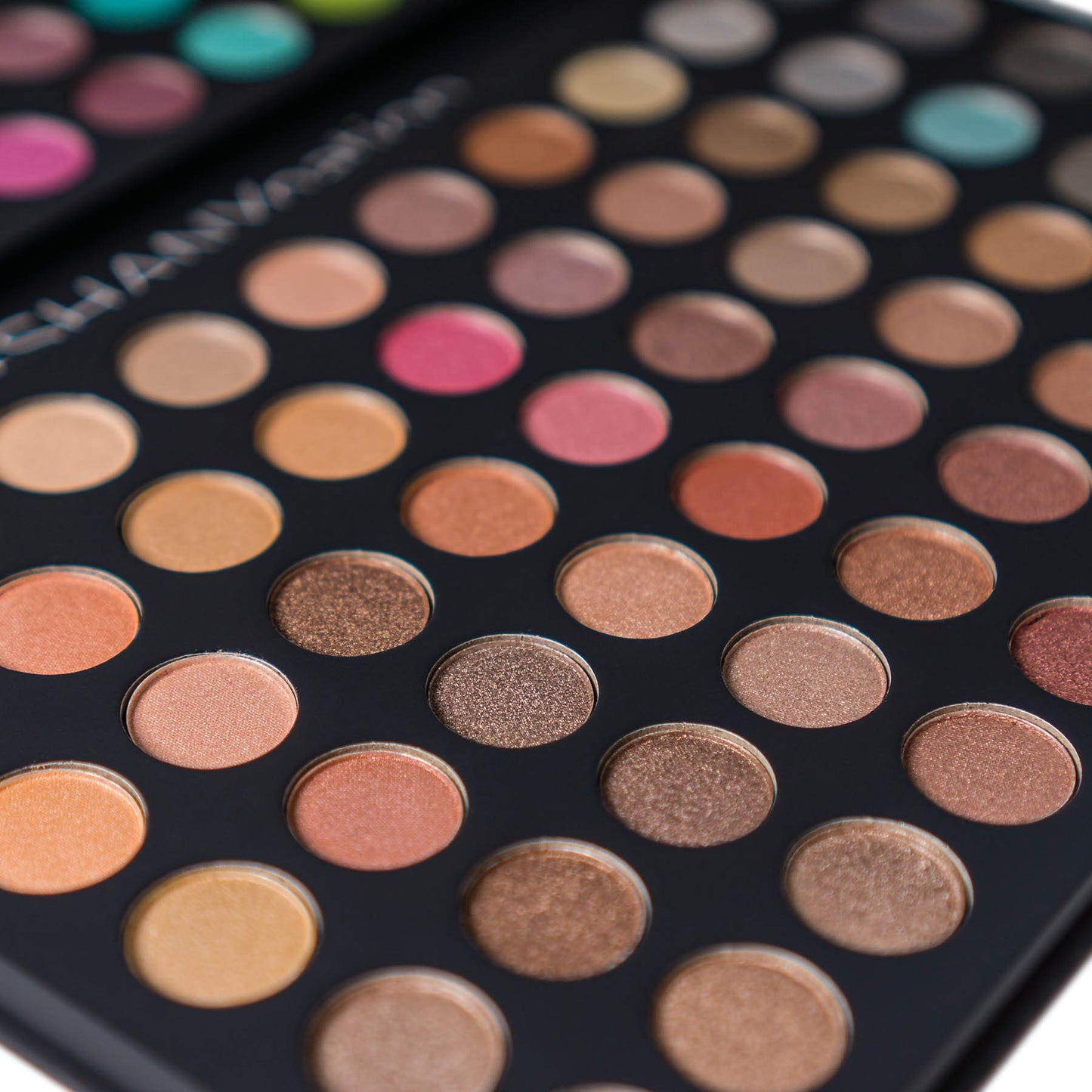 Compact and organized Shany Ultimate Fusion palette design