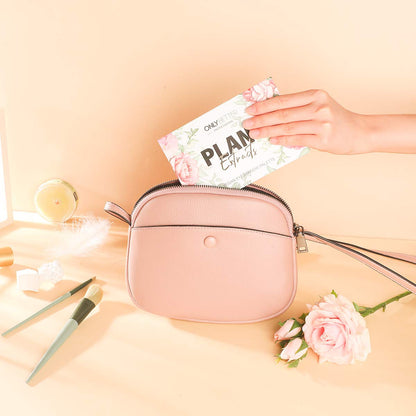 Onlybetter makeup palette with built in mirror