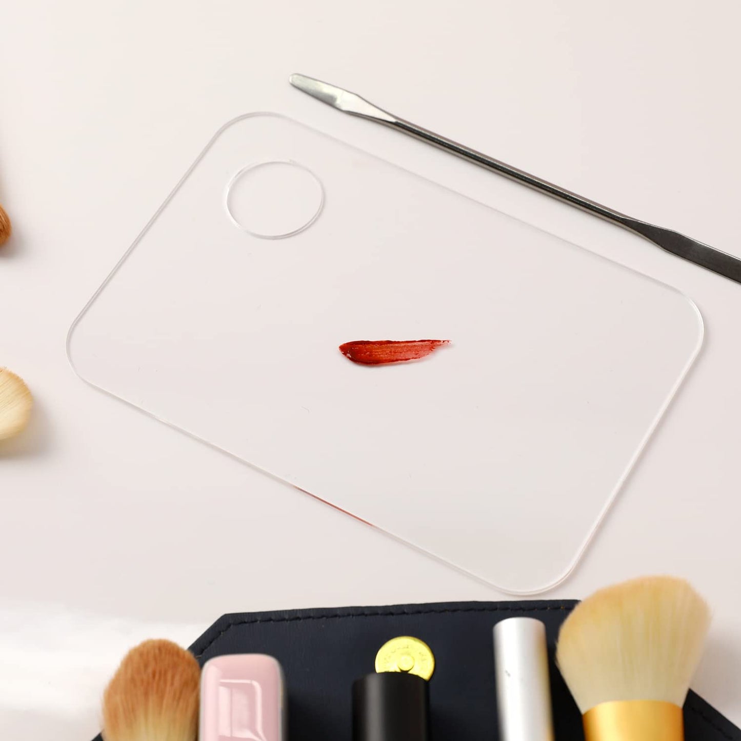 Clean and sanitary makeup application tools set