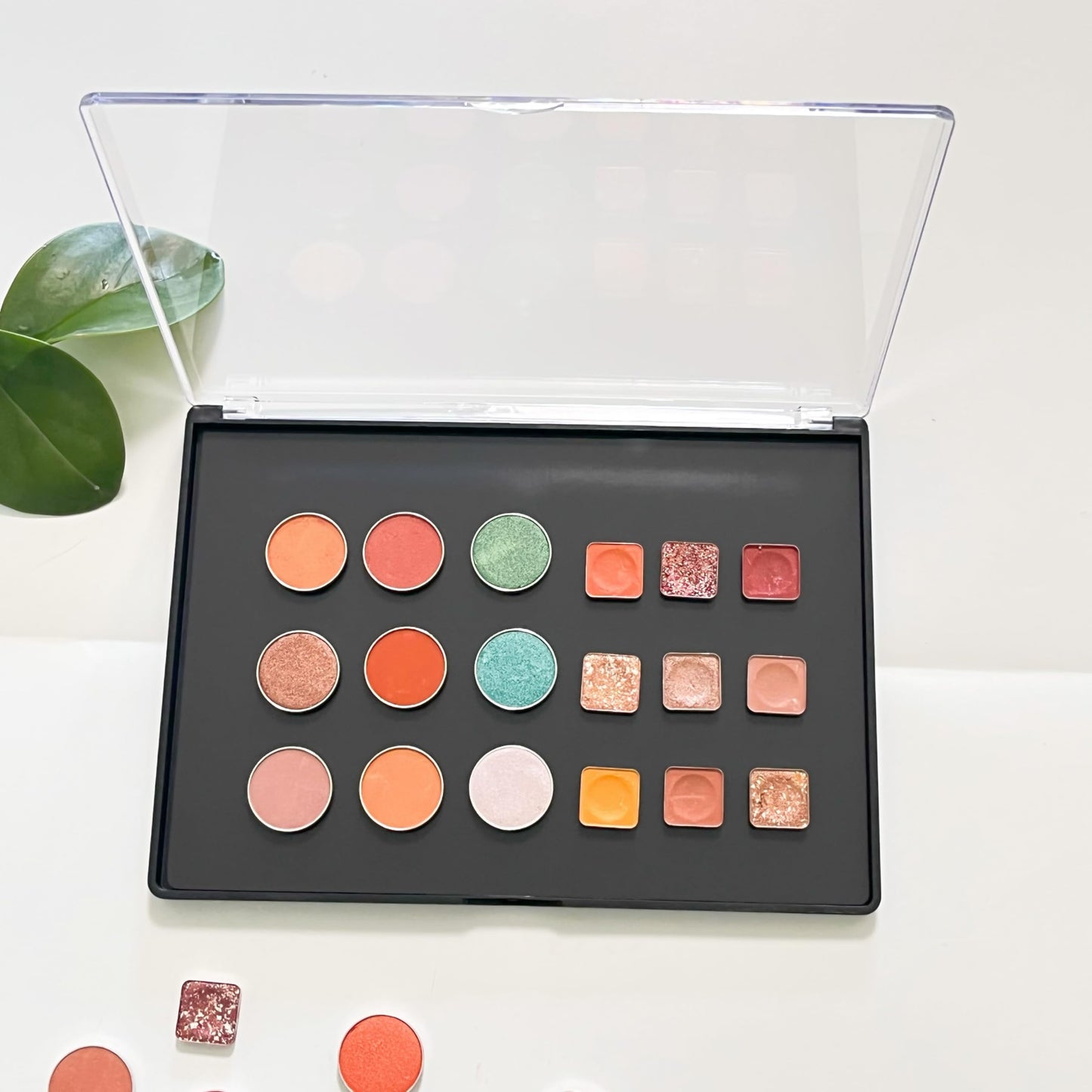 Udtip makeup palette set including 40 adhesive metal stickers