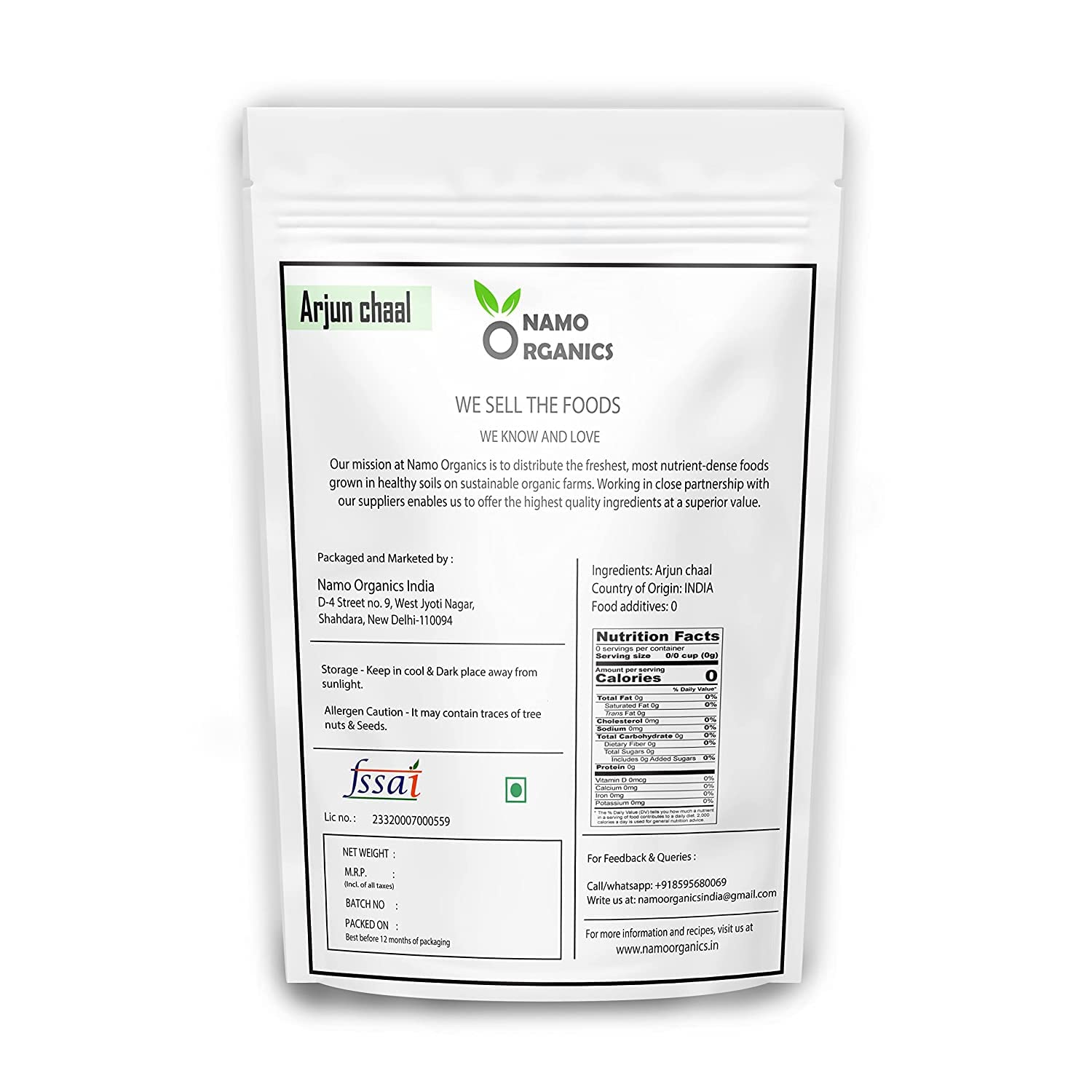 Close-up shot of finely ground organic arjuna bark powder highlighting its pure, preservative-free quality.