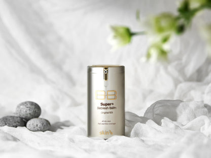Skin79 blemish cover moisturizing foundation cream texture sample