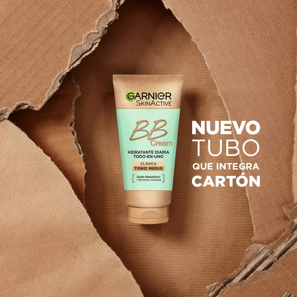 Garnier Light Halftone blemish balm cream texture swatch on hand
