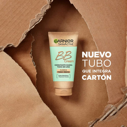 Garnier Light Halftone blemish balm cream texture swatch on hand