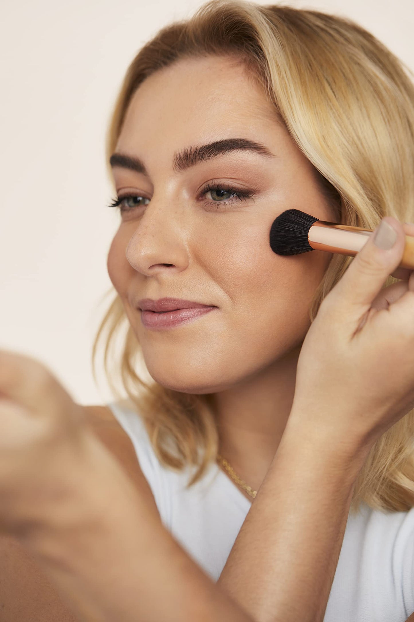 Jane Iredale non-comedogenic face blush for sensitive skin side view packaging