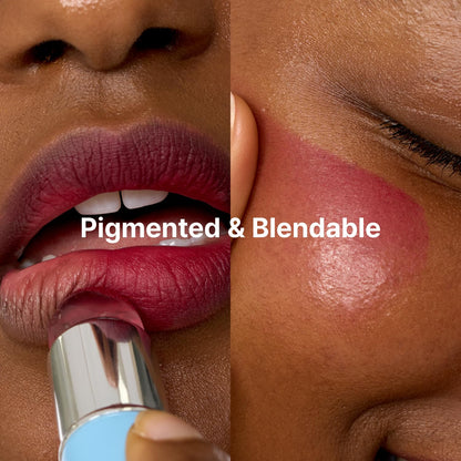 Fwee Blurry Pudding Pot applied on lips for a soft focus airbrushed look.