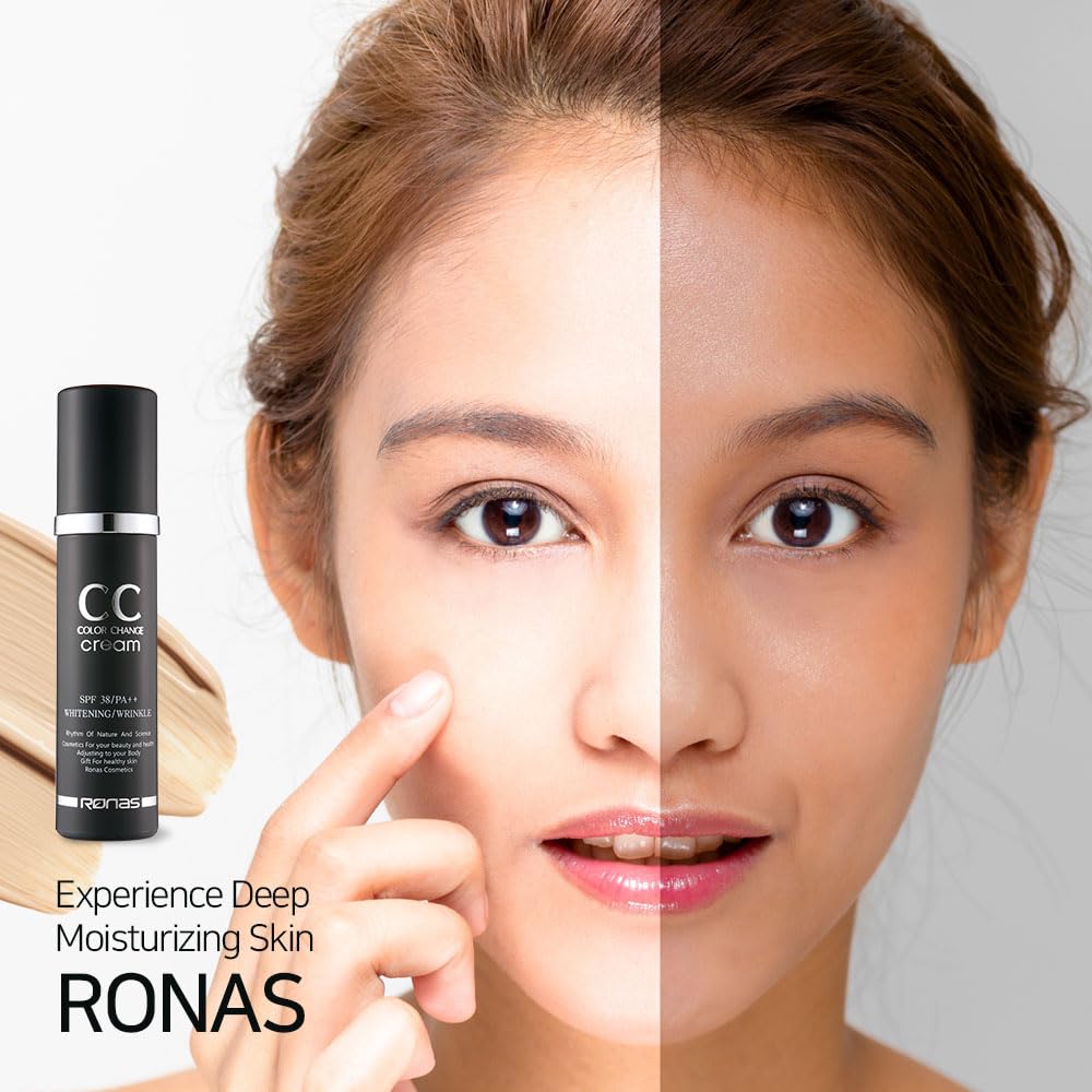 Detailed close up of Ronas CC cream applicator and cap