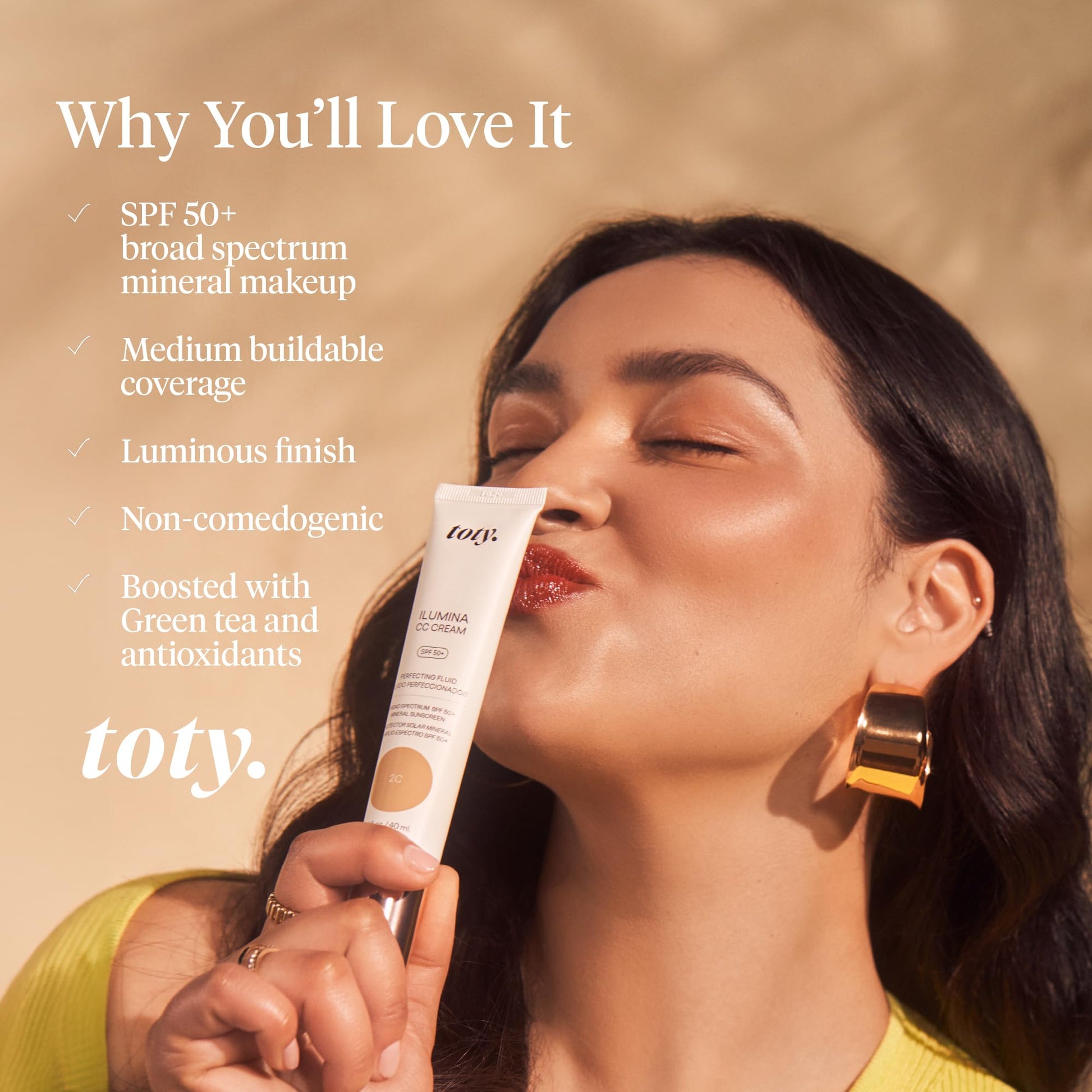 Toty CC Cream SPF 50 Plus foundation applicator view