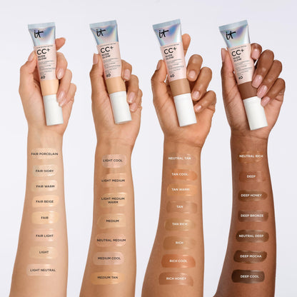 Swatch demonstration of It Cosmetics CC+ Nude Glow foundation