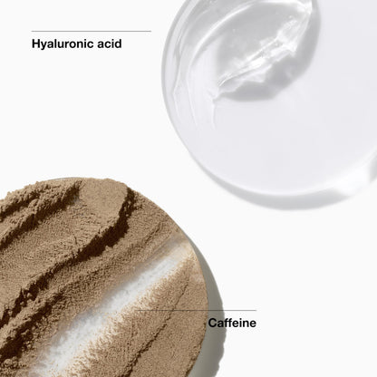 Clinique hydrating concealer built-in anti-bacterial blurring sponge close up.