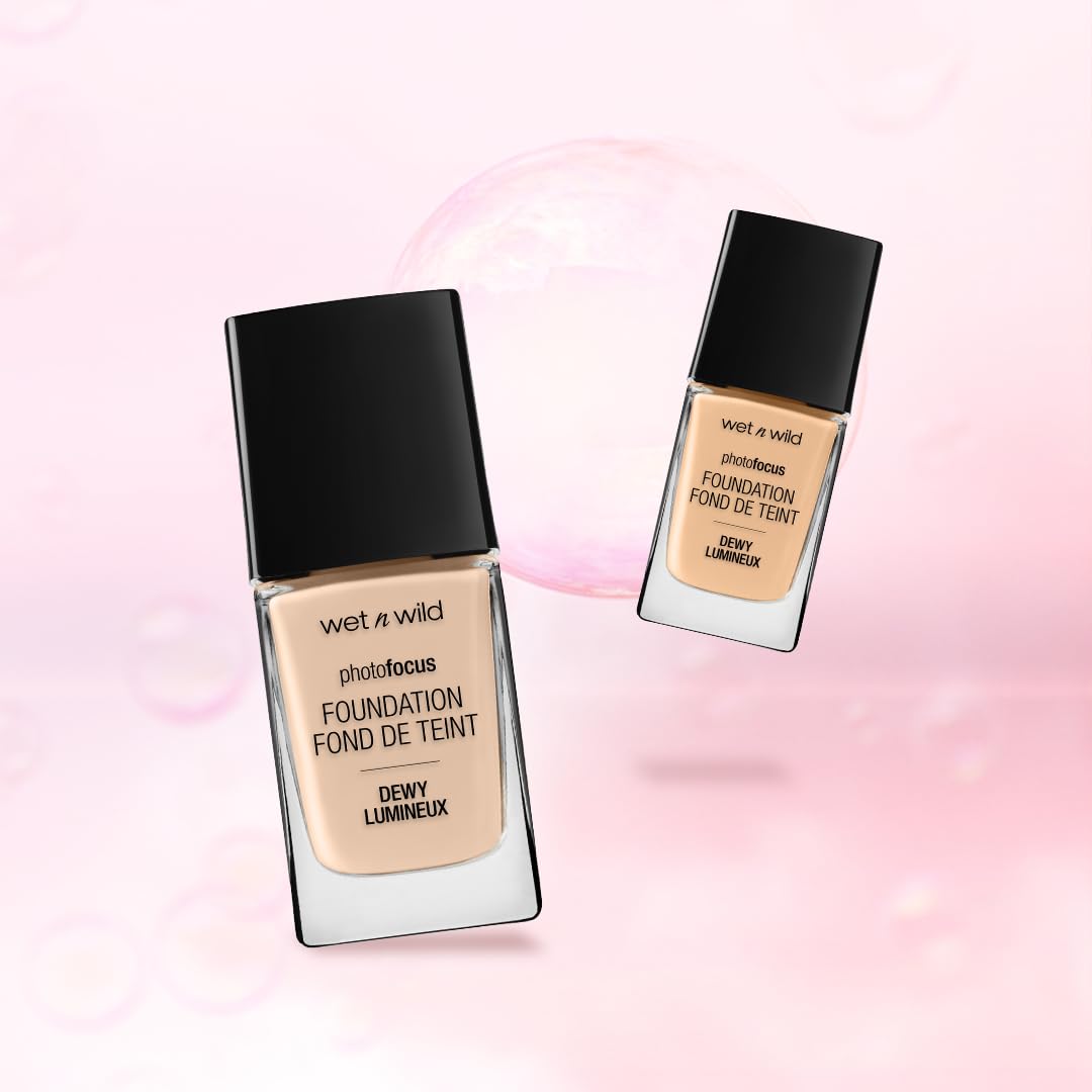 Photo Focus Dewy foundation glass bottle showing liquid color swatch