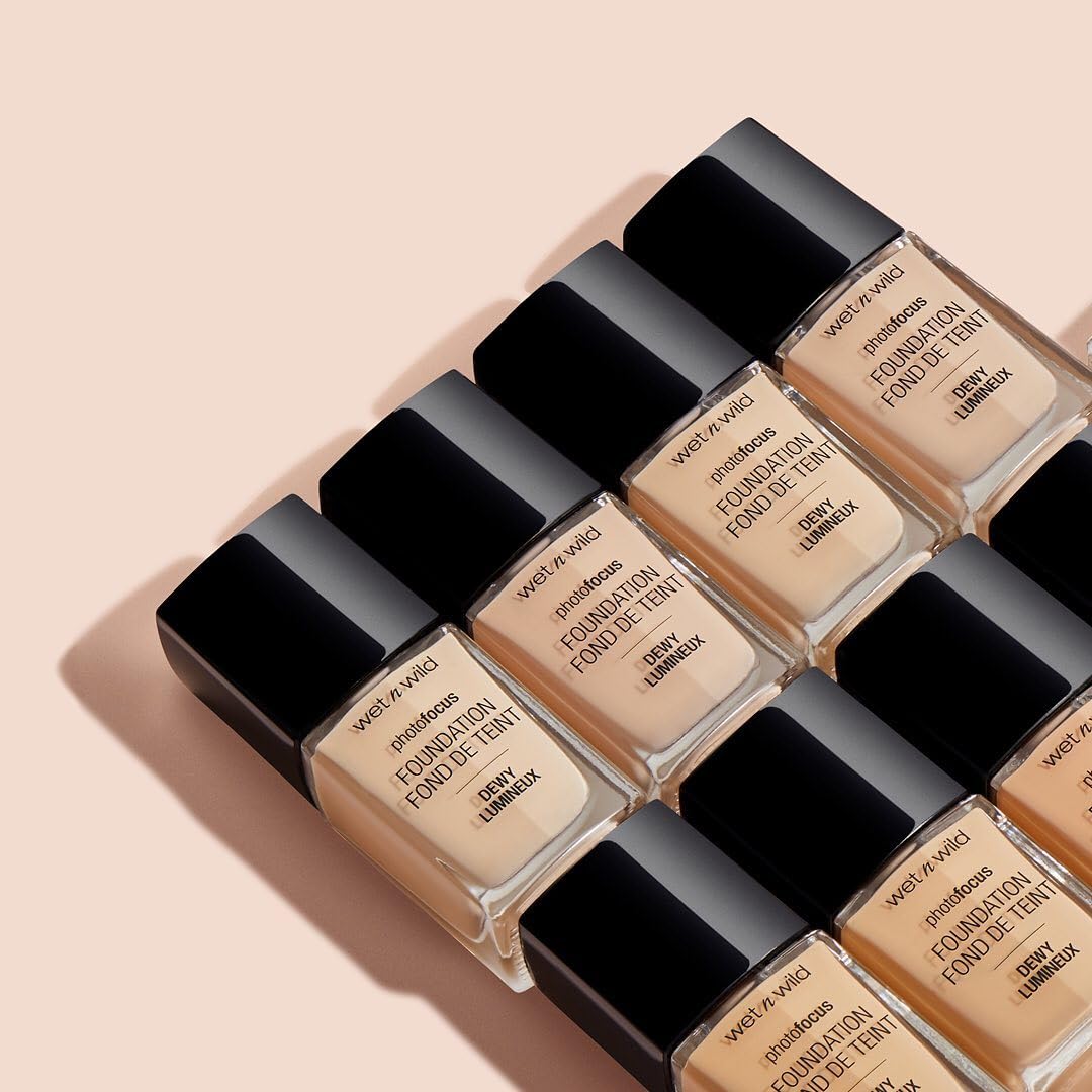 Wet N Wild photo safe light diffusing complex liquid foundation bottle