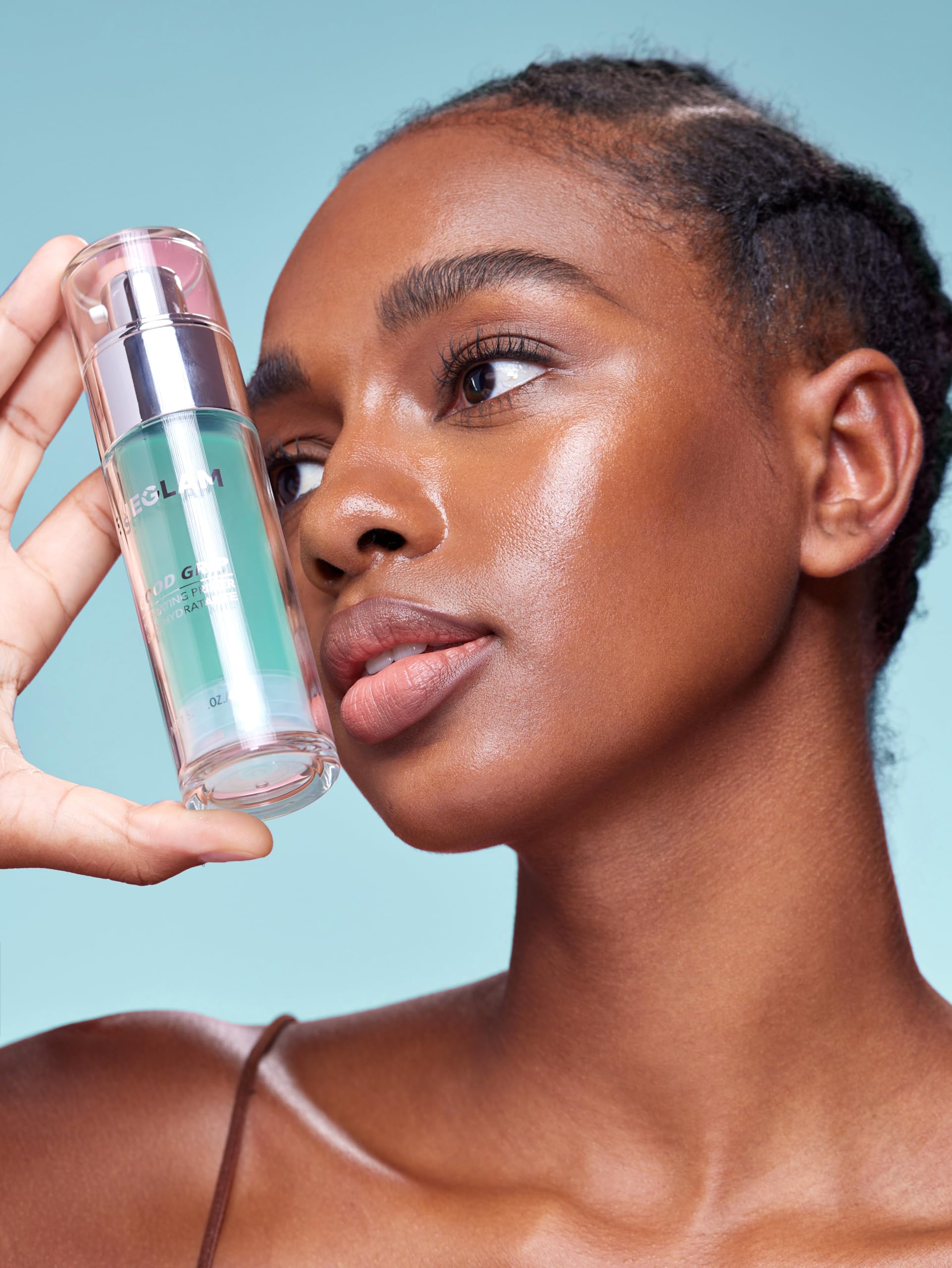 Application of Sheglam Good Grip oil control primer