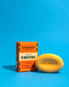 Granado sabonete enxofre 90 grams bar soap close up view