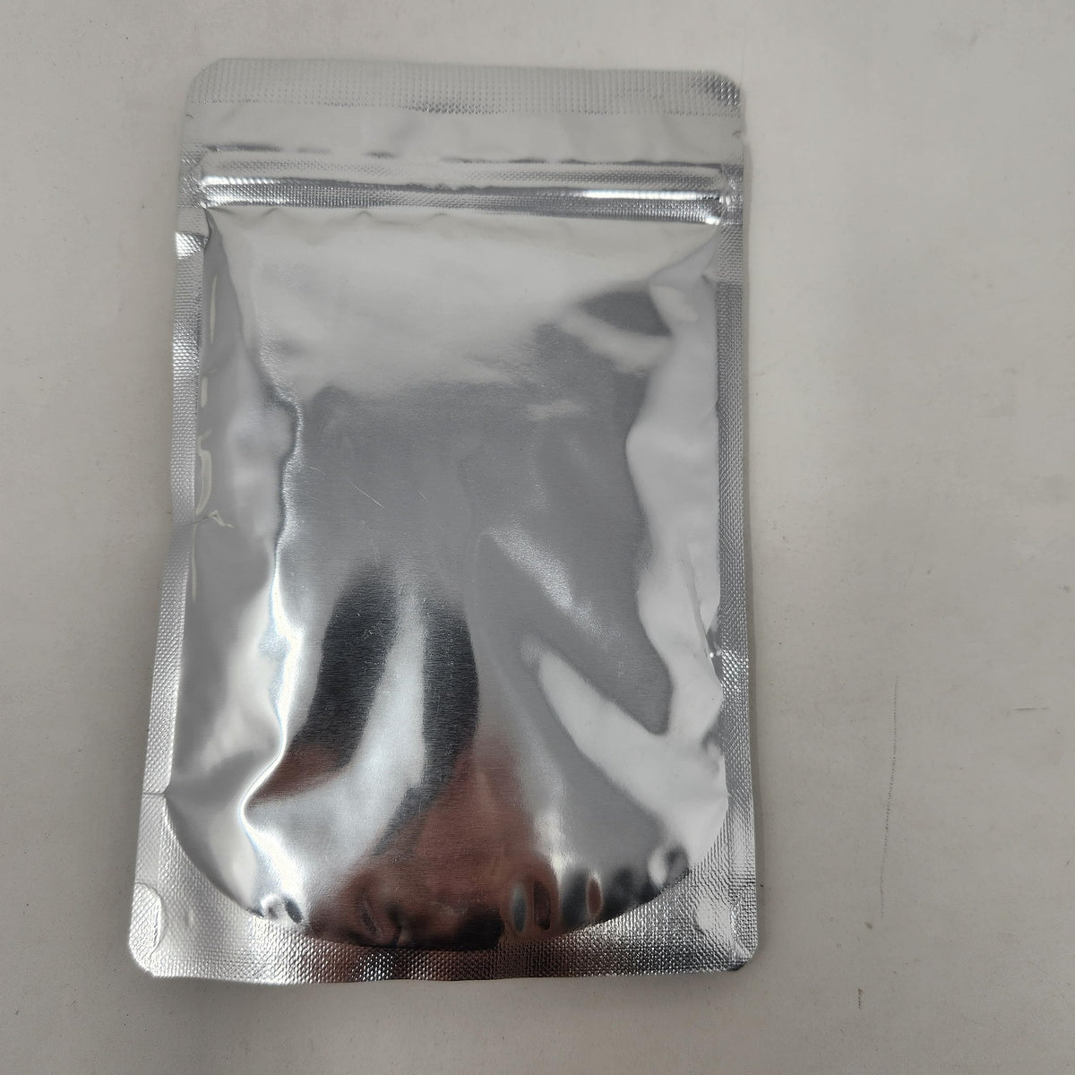 Starwest Botanicals Goldenseal Root Powder bag back view with ingredient list