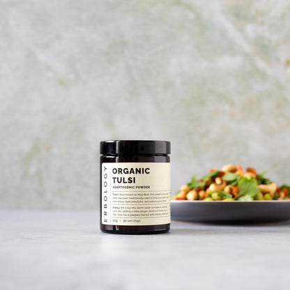 Erbology tulsi powder texture in a spoon
