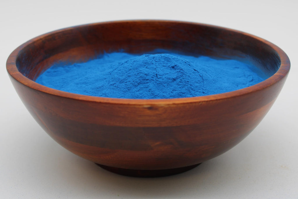 Rich phycocyanin extract powder for immune support and vegan lattes