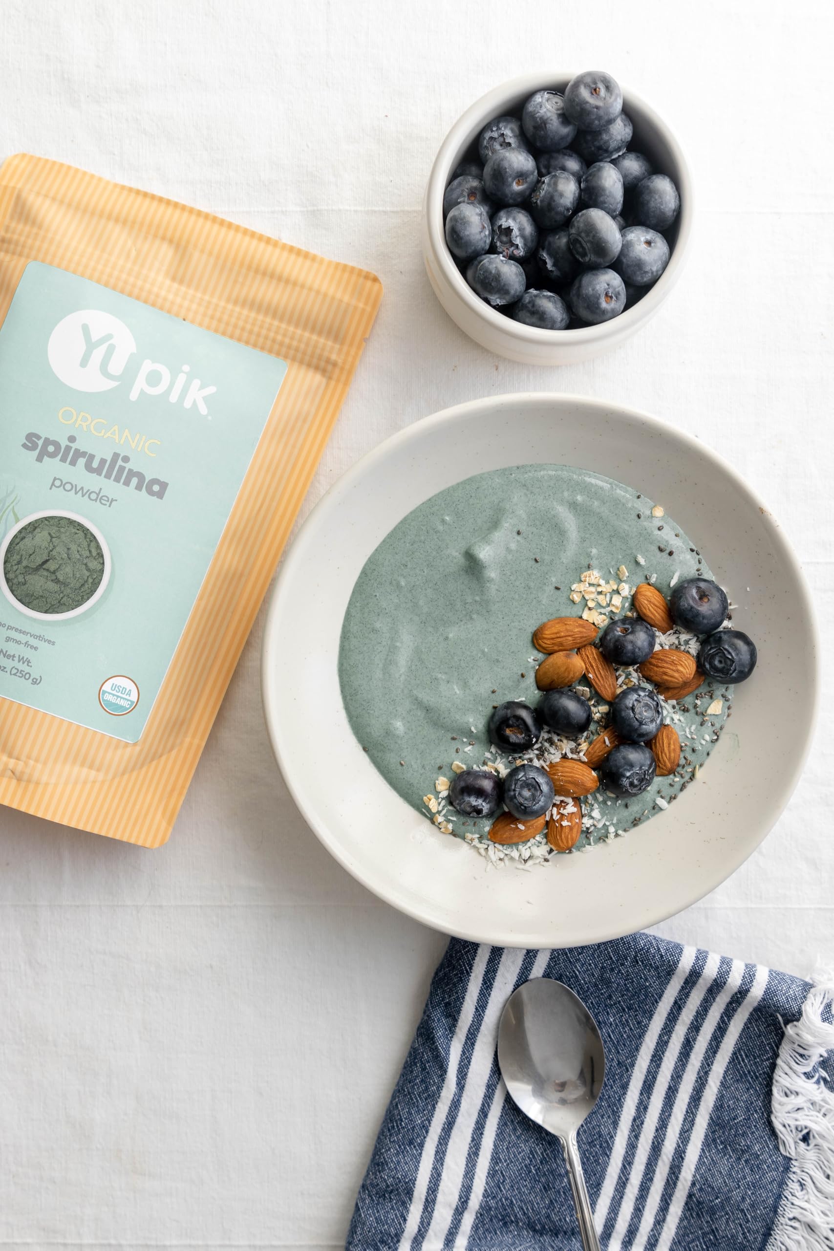 Premium imported clean green algae supplement packaging details and nutritional facts view.