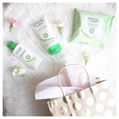 Simple Kind to Skin makeup remover wipes twin pack label detail
