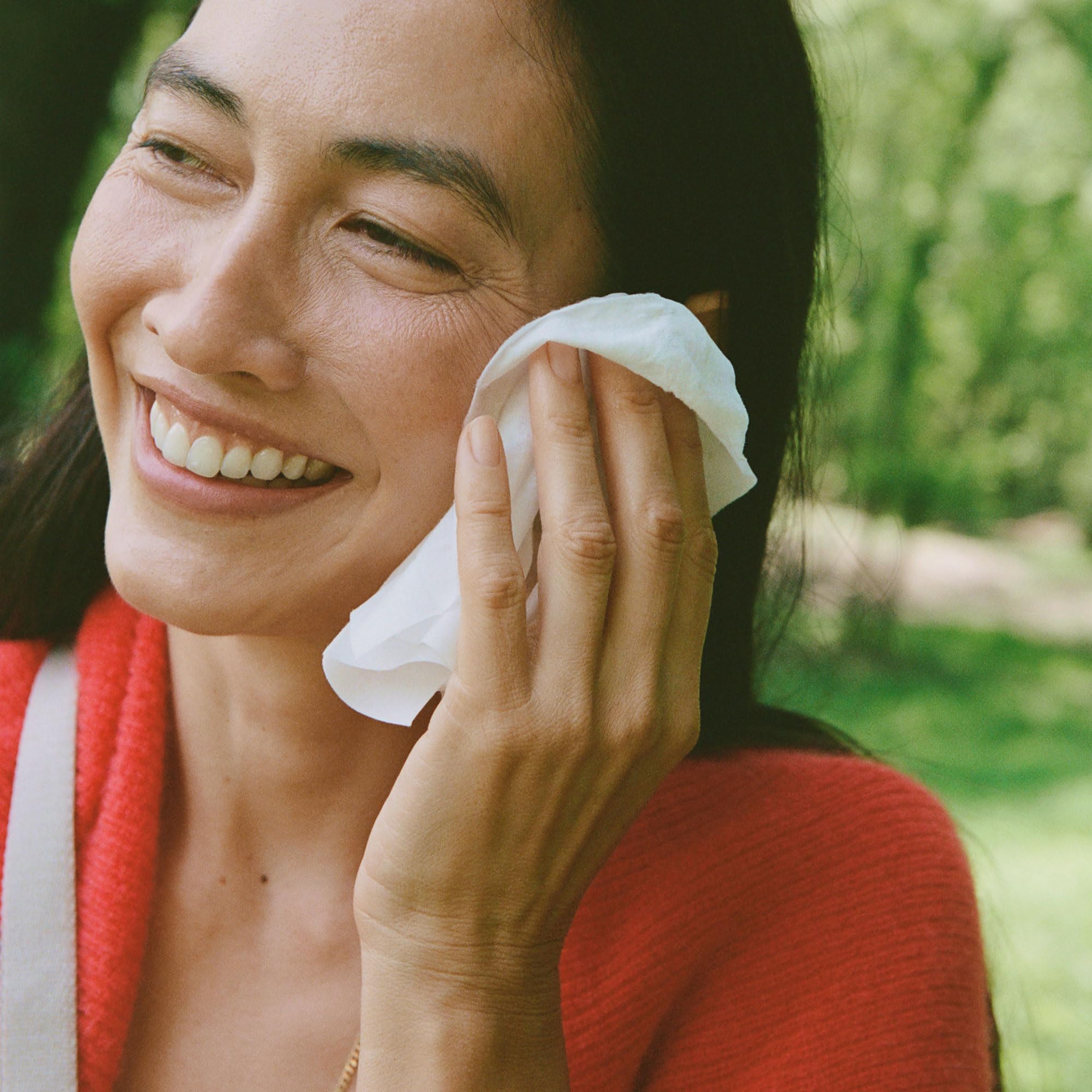 Ursa Major Essential Face Wipes ingredients and benefits label