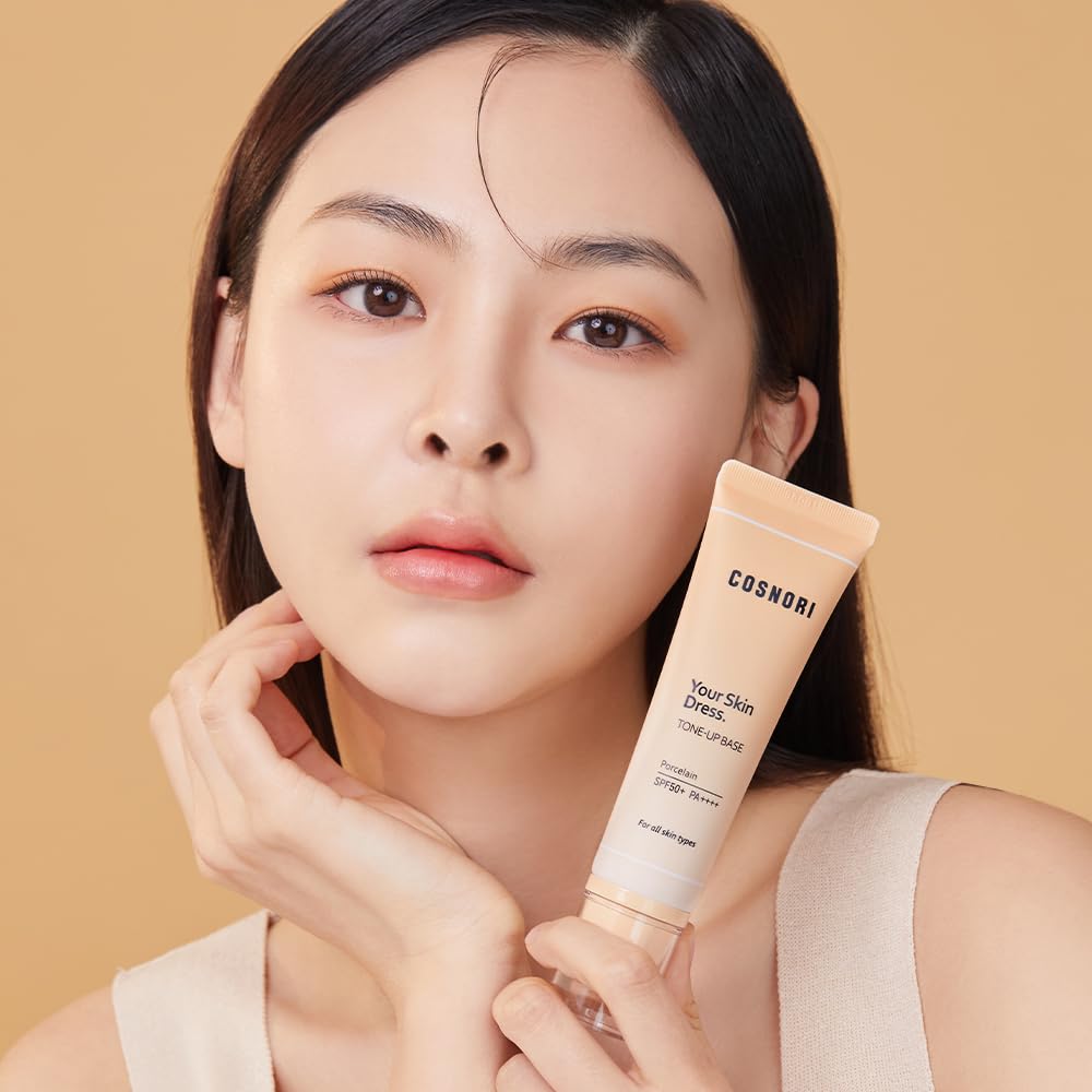 COSNORI long lasting brightening makeup primer product packaging.