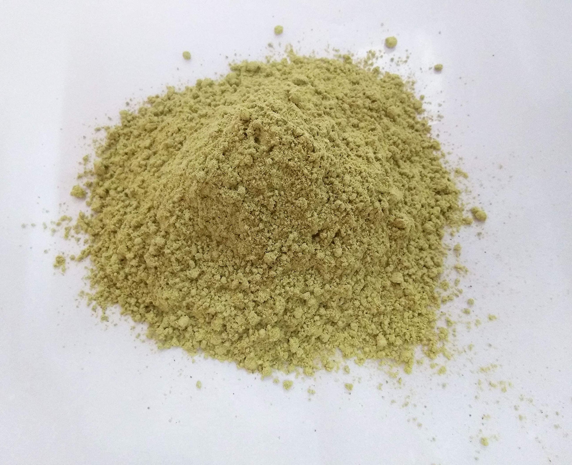Close up of Yuktha Naturals 200 gram Gokshura herbal powder label