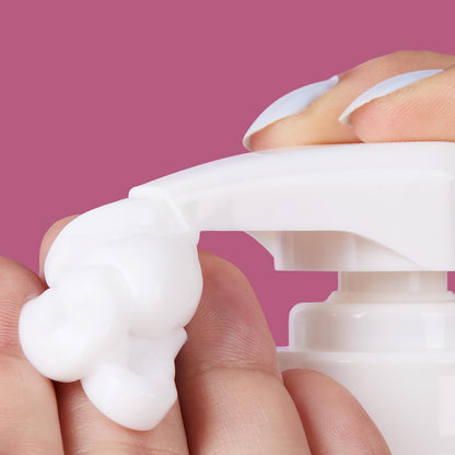 Medix 5.5 firming moisturizer texture and application demonstration