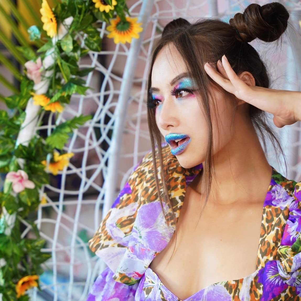 Unicorn Snot Lip Glitter Primer vegan and cruelty-free label