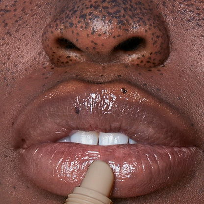 Nudestix Nudescreen Lip Primer applied on lips