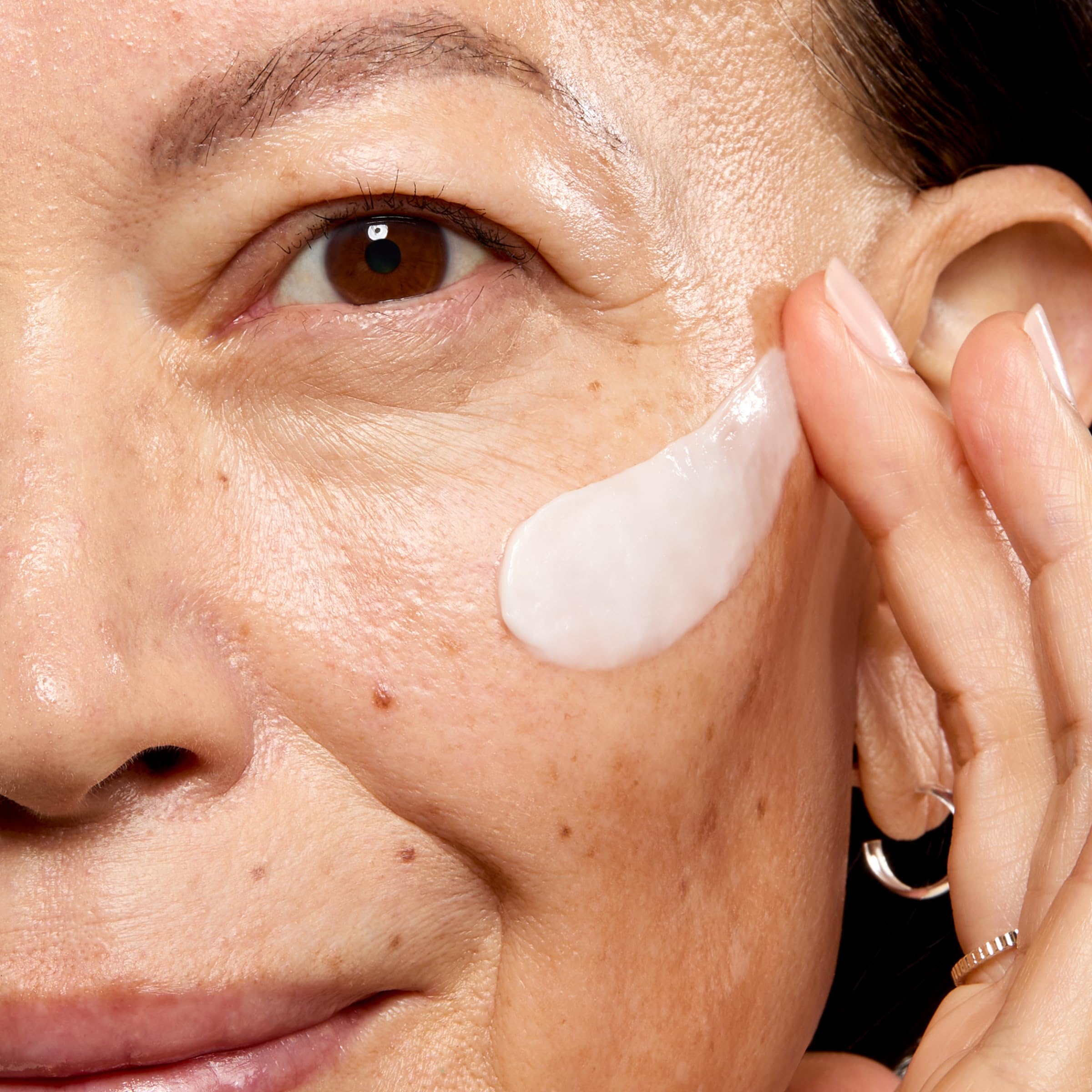 No7 Restore And Renew collagen peptide overnight cream top lid view