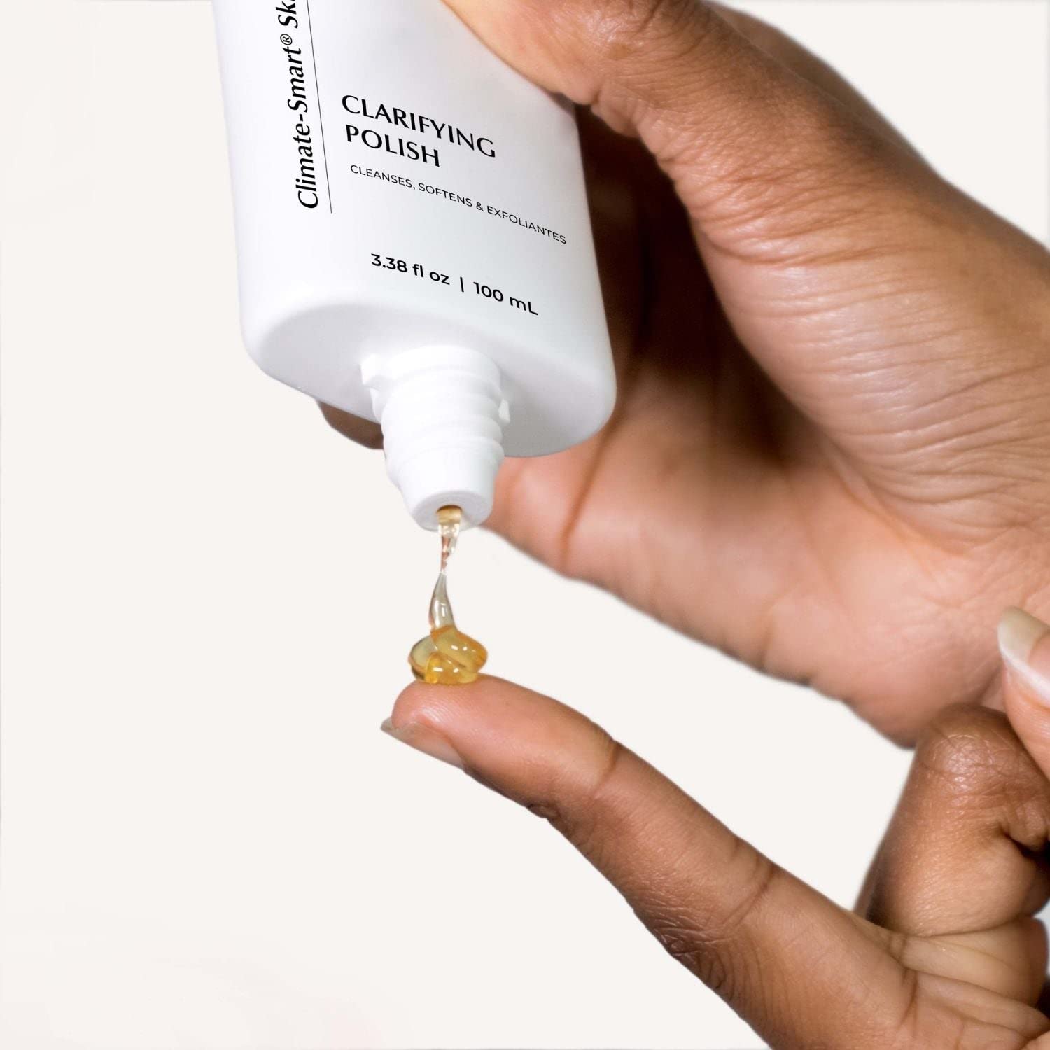 Pour Moi Clarifying Polish jelly balm texture demonstration