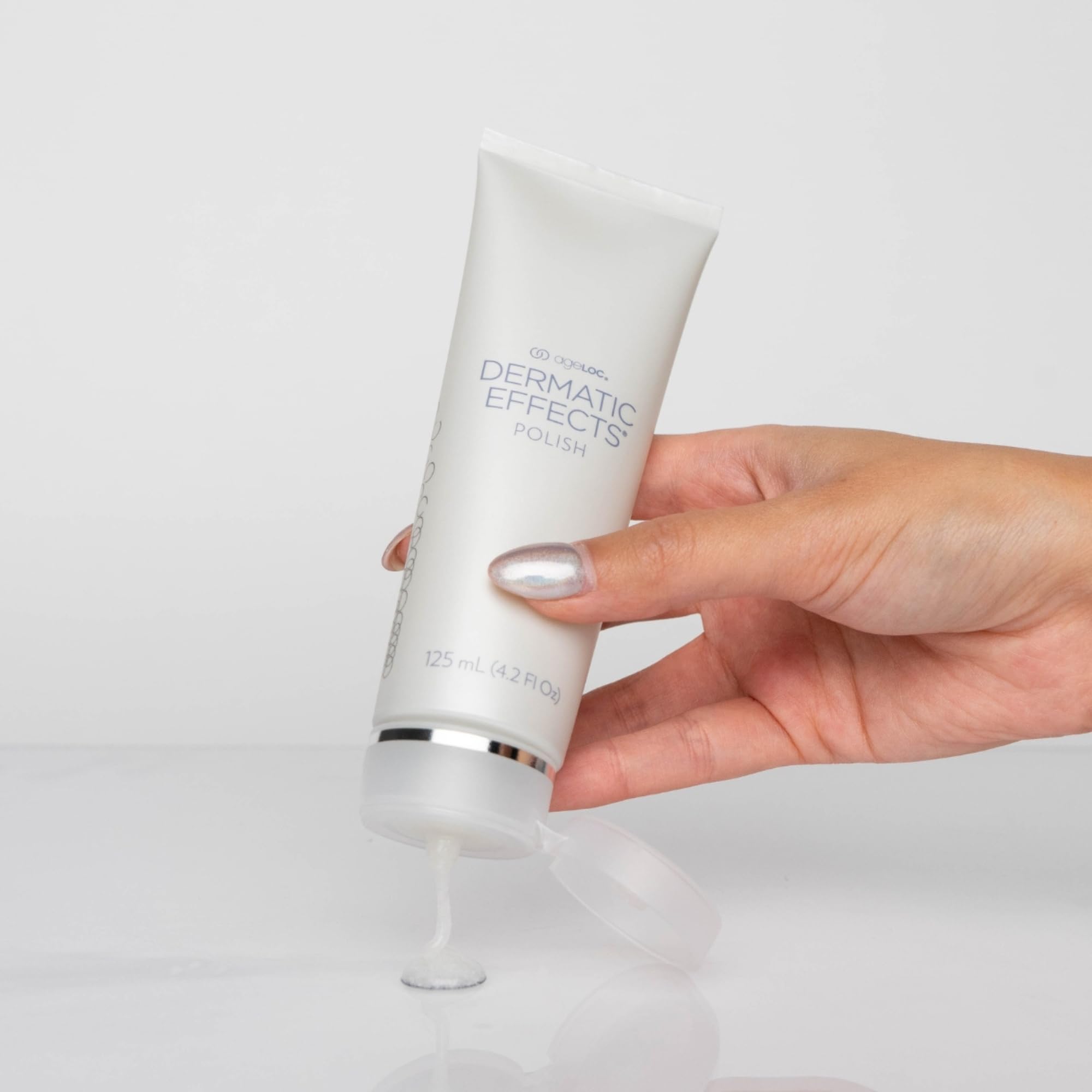 Texture of Nu Skin ageLOC Dermatic Effects Polish