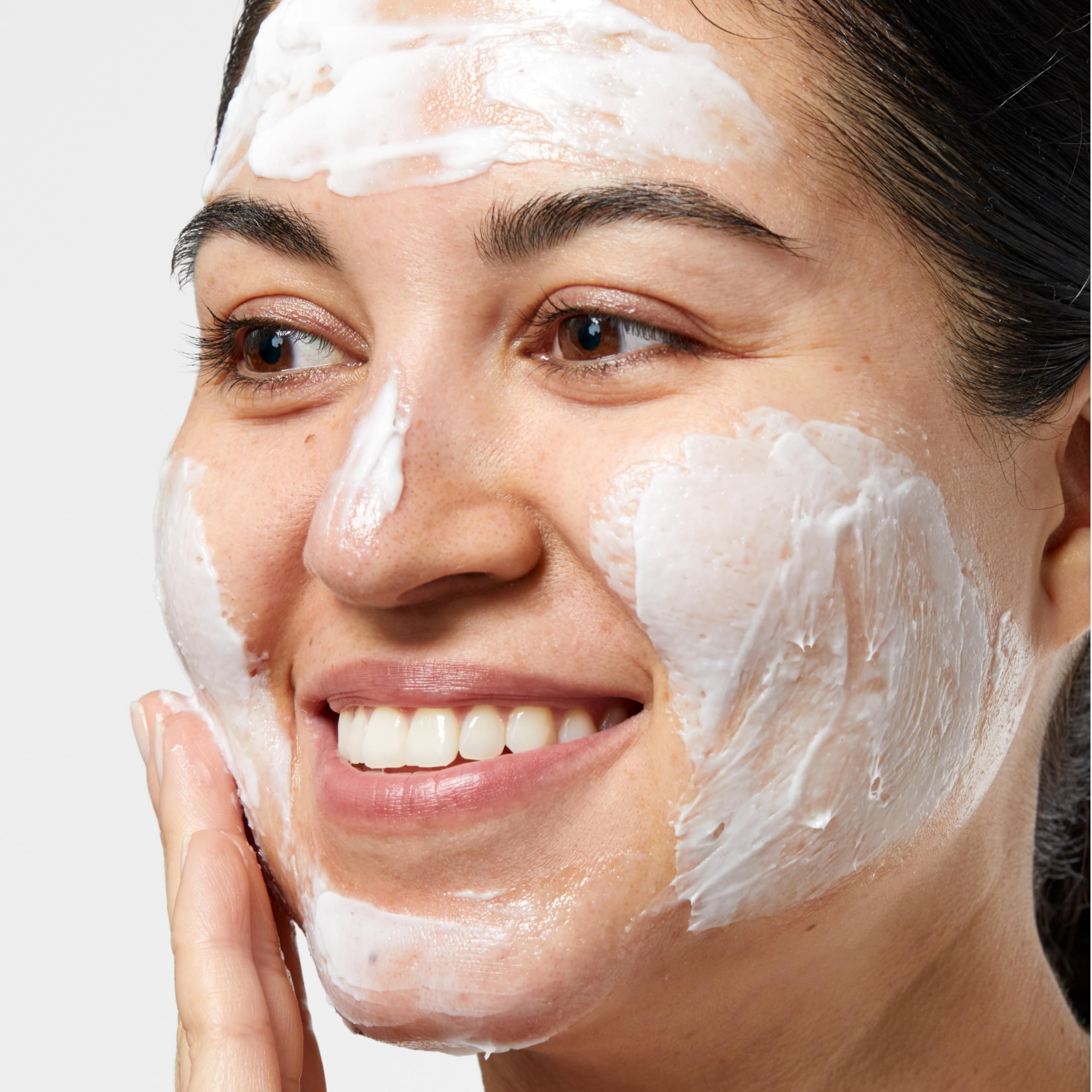 Dermatologist developed Clinique exfoliating cream texture view