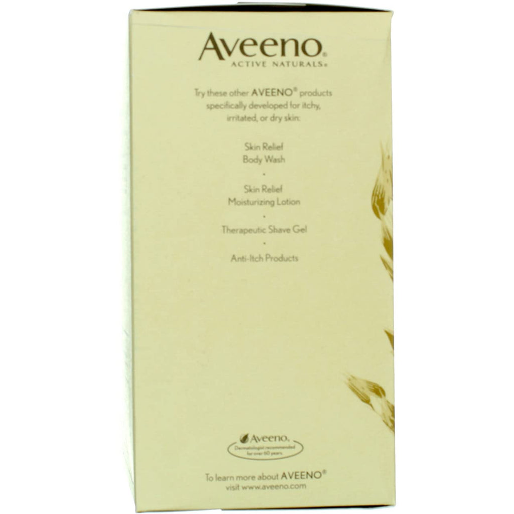 Aveeno oatmeal bath packets arranged next to the outer packaging highlighting fragrance free claim.