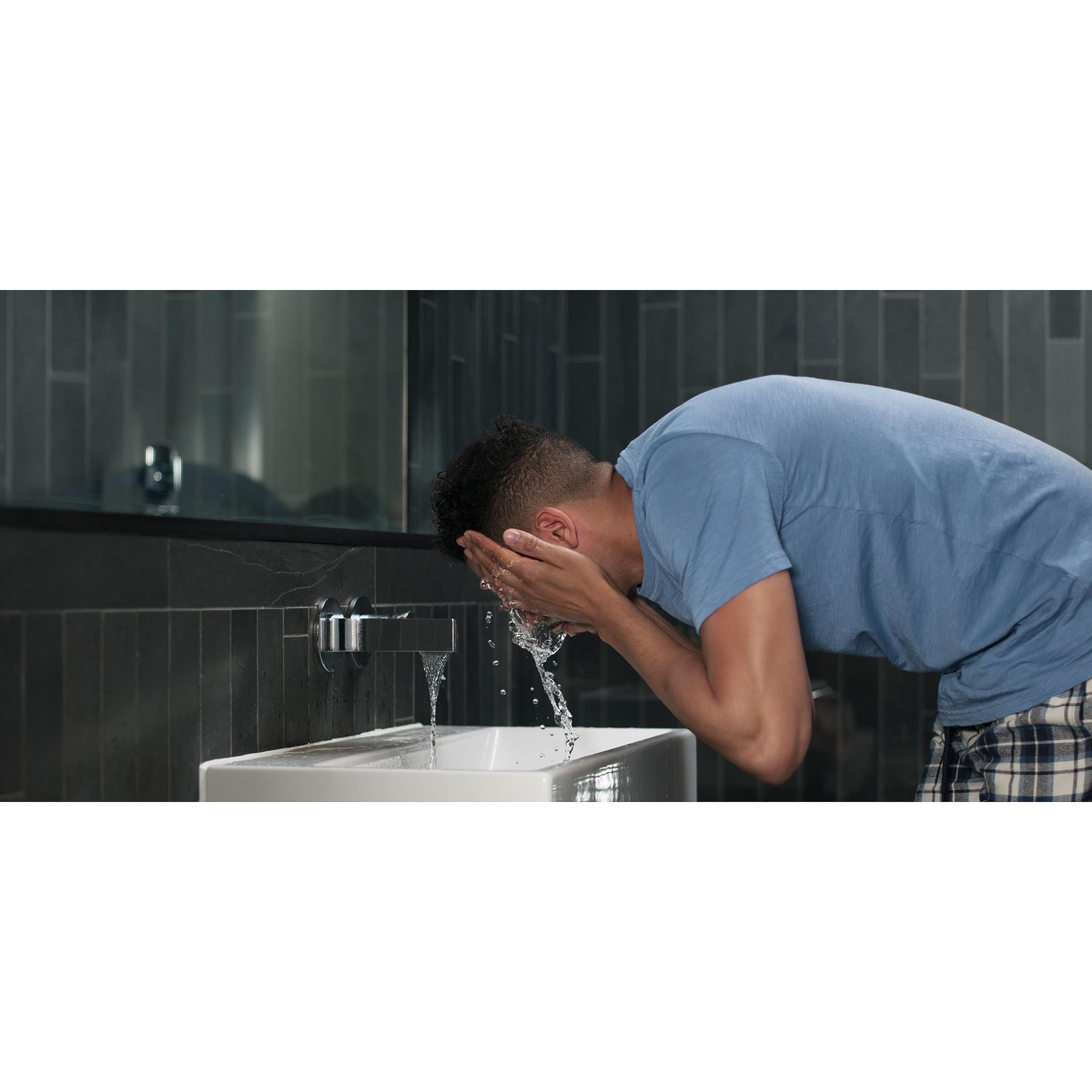 Creamy texture of Dove Men Plus Care hydrating face wash