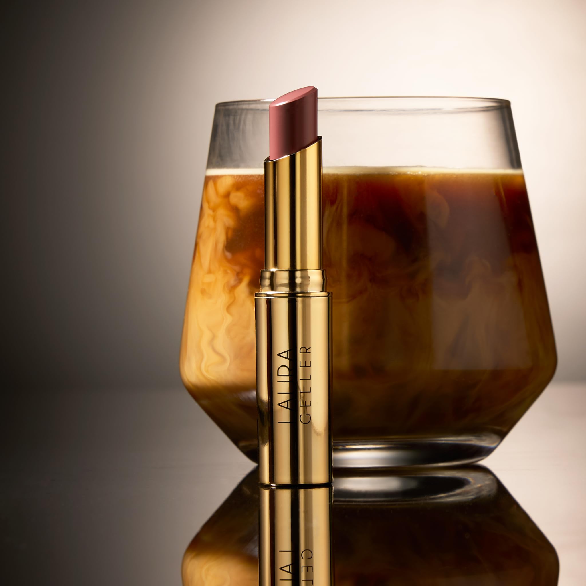 Laura Geller Jelly Balm moisturizing formula texture detail