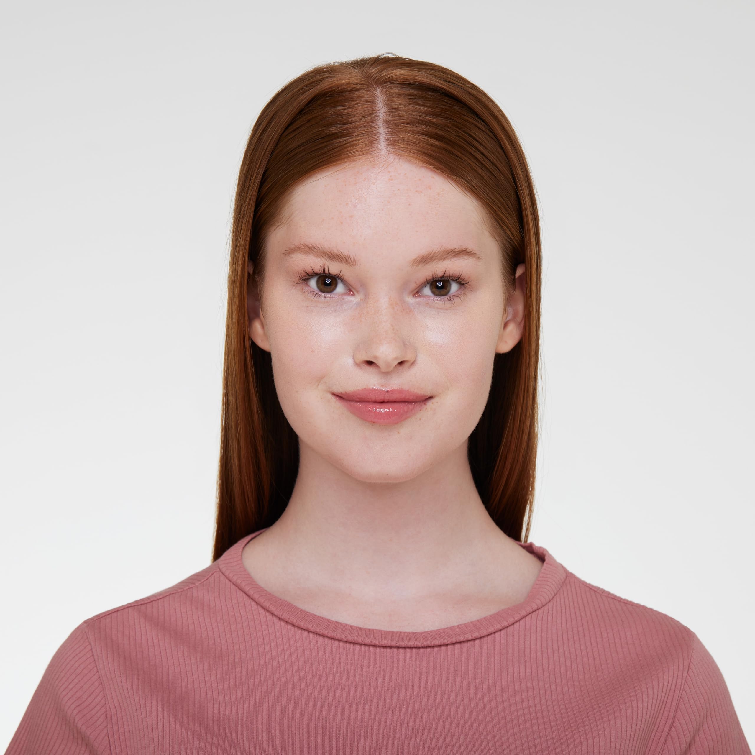 Essence lip plumper ingredients and benefits label