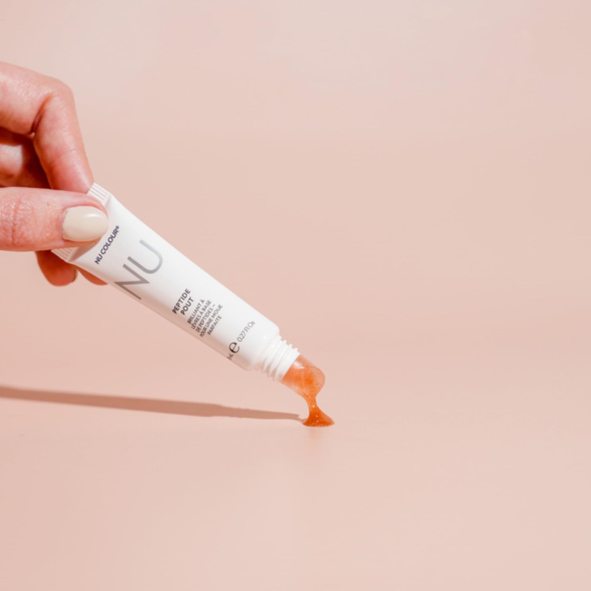 Nu Skin lip plumper applicator and texture detail