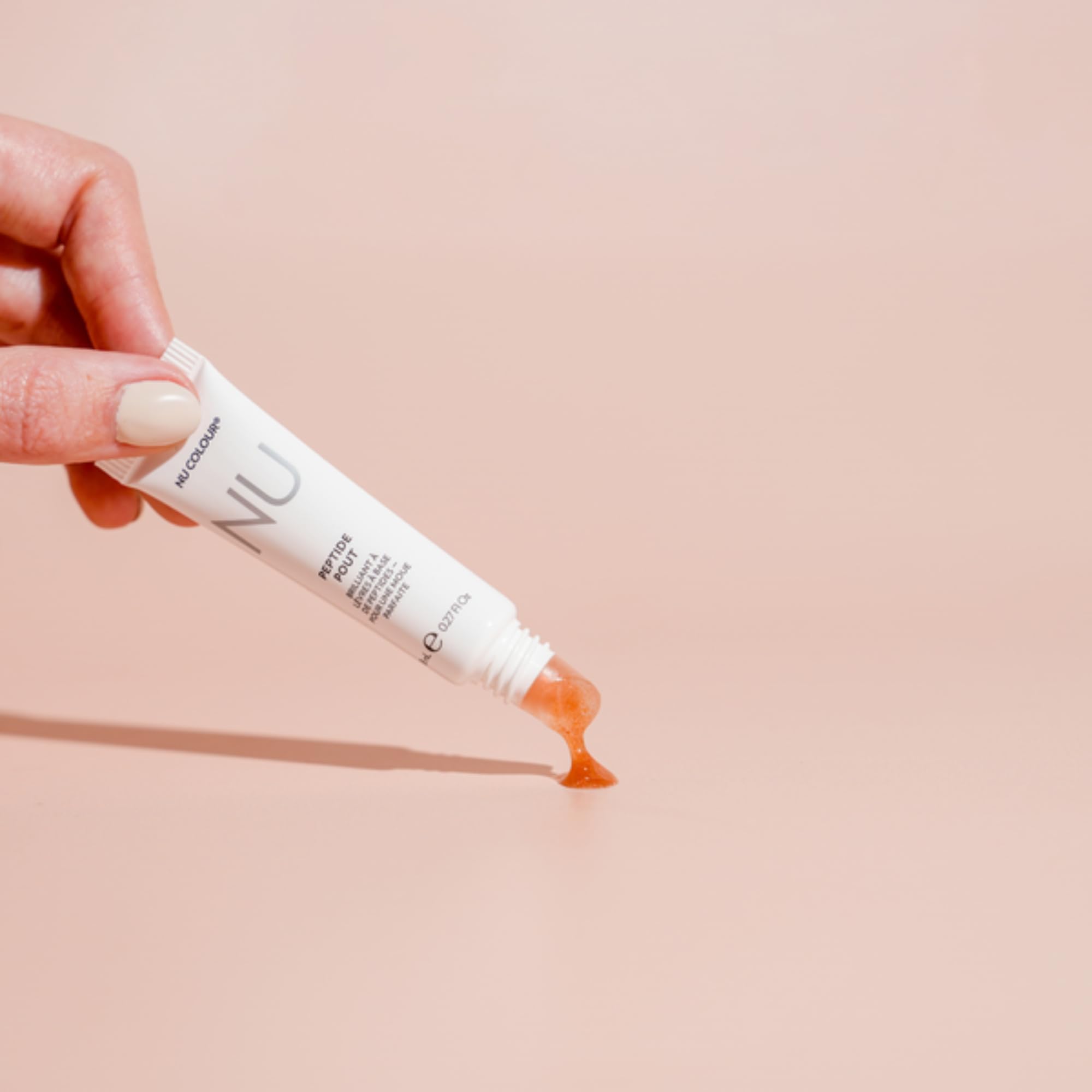 Nu Skin lip plumper applicator and texture detail
