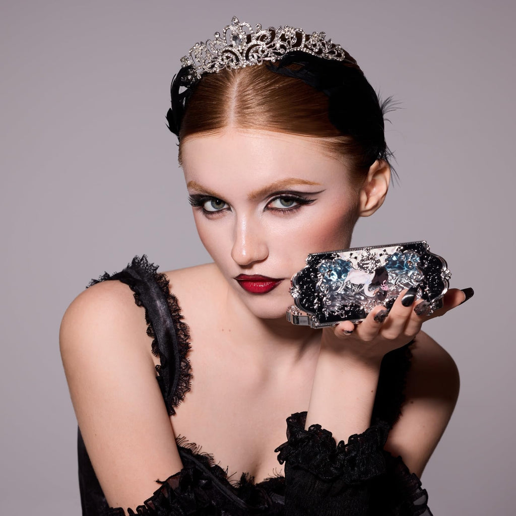 Flower Knows 02 Black Swan eyeshadow compact back label