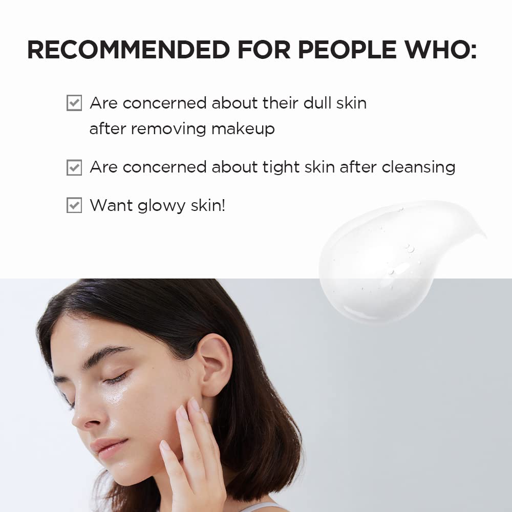 Skin1004 gel-to-foam cleanser texture dispensed on hand