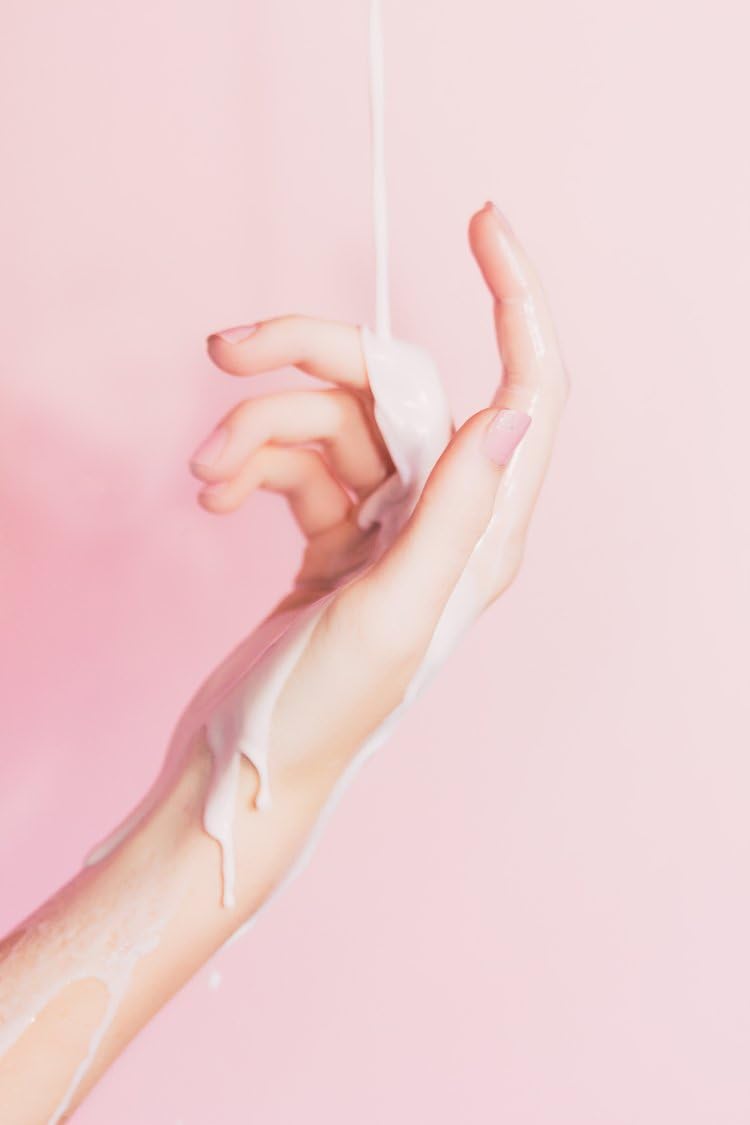 Botanicary hydrating face wash texture and consistency preview