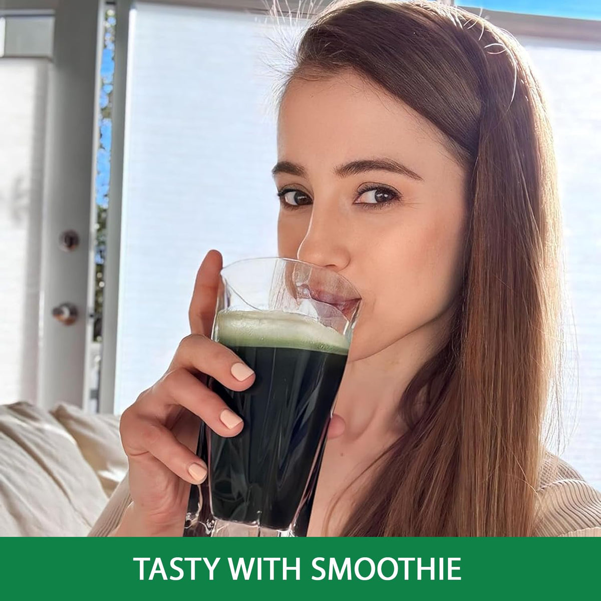 Organic spirulina powder nutrient dense supplement rich in vegan plant protein