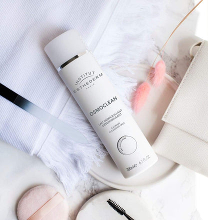 Creamy texture of Institut Esthederm Osmoclean Cleansing Milk on skin
