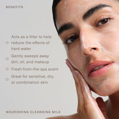Oak Essentials face wash texture and consistency