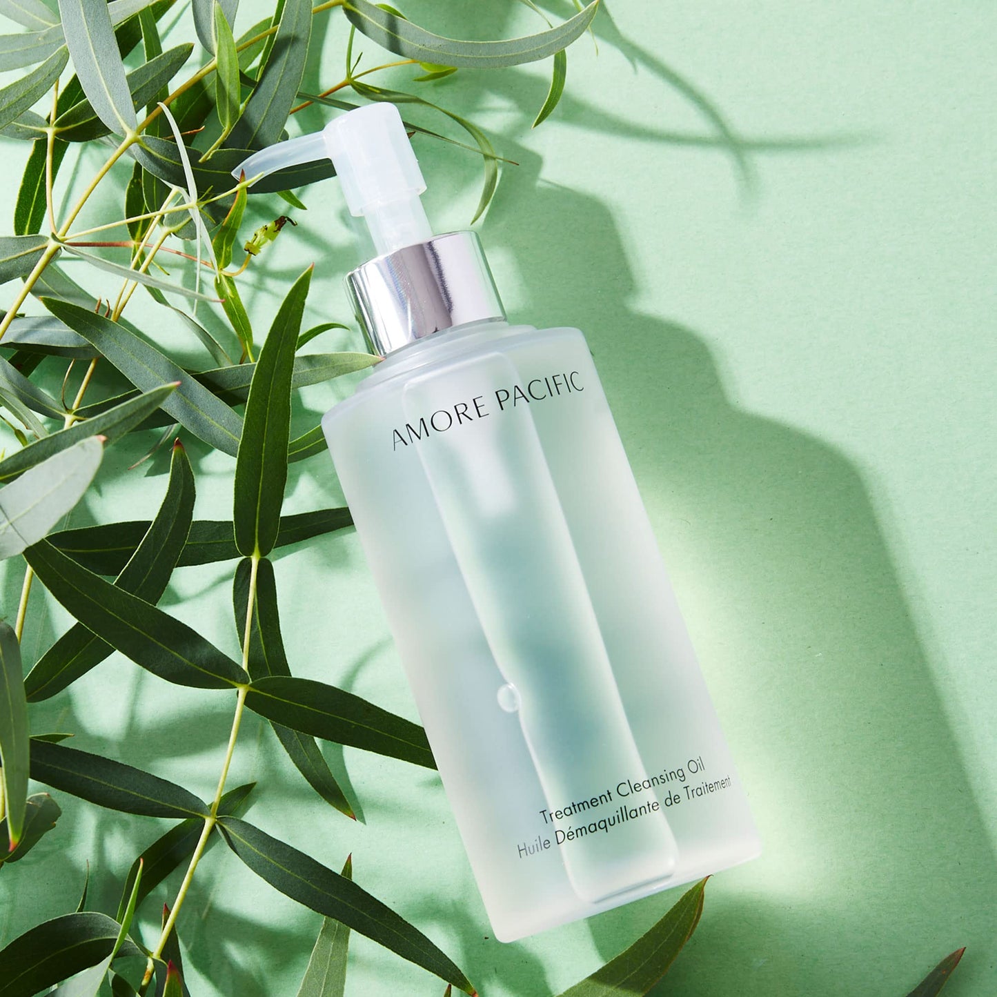 Texture of Amorepacific cleansing oil on skin