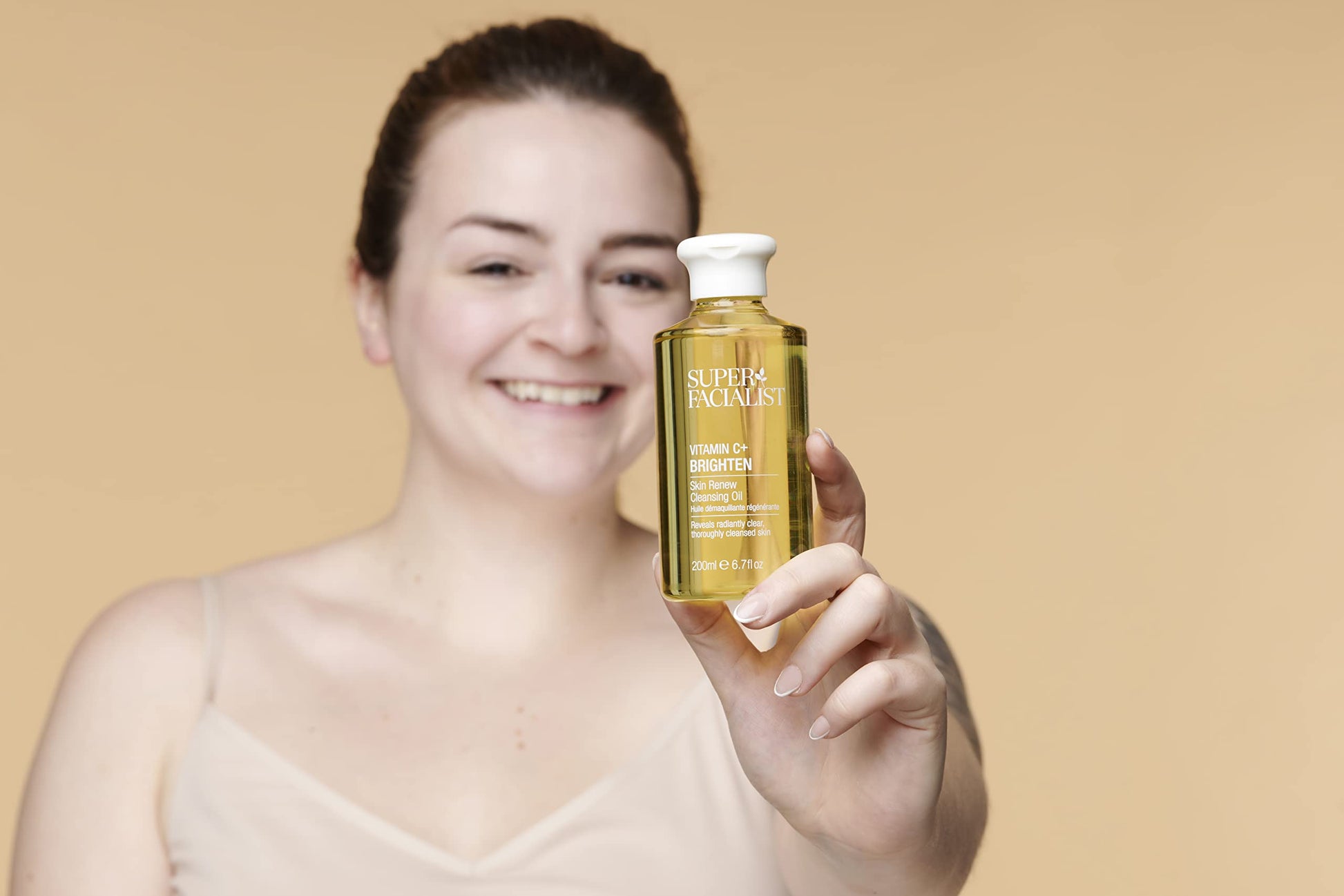 Refreshing citrus scented Super Facialist facial cleanser