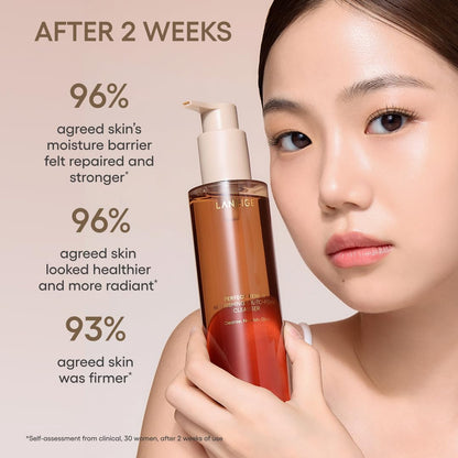 LANEIGE foaming cleanser with Vitamin C and RE.D Flavonoid for radiant skin